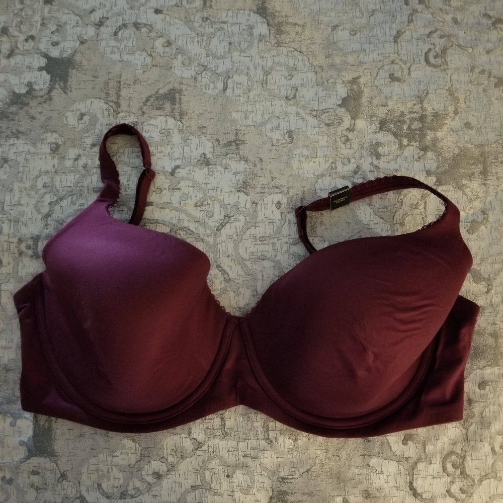 Underwire VS Bra